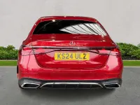 Usado Mercedes E220 AMG Line Premium 2024 Rojo Berlina