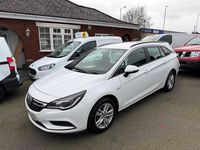 Used Vauxhall Astra Design Edition 2019 White Estate