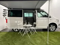 Usado VW California California 150 HP (110 kW) 2018 Branco Van