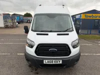 Usado Ford Transit 2019 Blanco Monovolumen