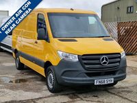 Used Mercedes Sprinter 143 HP (105 kW) 2018 Yellow Van