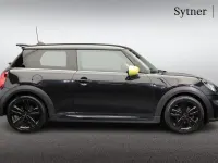 Used Mini Cooper Hatch 134 HP (98 kW) 2023 Black Hatchback