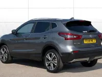 Used Nissan Qashqai N-Connecta 163 HP (119 kW) 2018 Grey SUV