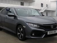Used Honda Civic SR 126 HP (92 kW) 2019 Polished metal grey Hatchback