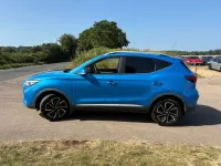 Used MG ZS Exclusive 106 HP (77 kW) 2022 Blue SUV