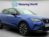 Begagnad Seat Arona FR 116 HK (85 kW) 2024 Blå SUV