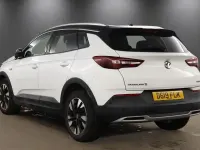 Used Vauxhall Grandland X Design Edition 2019 White SUV