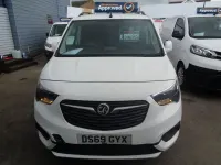 Used Vauxhall Combo Sportive 100 HP (73 kW) 2019 White MPV