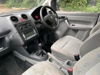 Used VW Caddy Maxi 104 HP (76 kW) 2009 White MPV