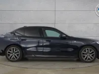 Gebraucht BMW 520 Comfort Edition 205 PS (150 kW) 2025 Schwarz Limousine