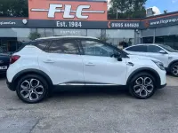 Used Renault Captur Techno 145 HP (106 kW) 2024 White SUV