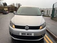 Usado VW Caddy 102 HP (75 kW) 2011 Prateado Monovolume