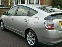 Used Toyota Prius 76 HP (55 kW) 2005 Hatchback