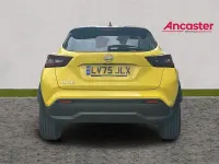 Nowe Nissan Juke Tekna 114 KM (83 kW) 2025 Żółty SUV