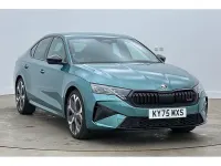 Used Skoda Octavia vRS 195 HP (143 kW) 2025 Water world green Hatchback