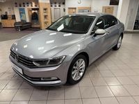 Usado VW Passat Business 150 HP (110 kW) 2018 Prateado Sedan