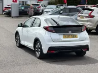 Used Honda Civic SE Plus 142 HP (104 kW) 2017 White Hatchback