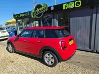 Used Mini Cooper Classic 136 HP (100 kW) 2019 Red Hatchback