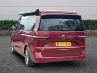 Used VW California California 204 HP (150 kW) 2025 Red Van