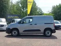 Second-hand Citroën Berlingo 100 CP (73 kW) 2023 Gri Monovolum