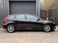 Used Ford Focus Zetec 125 HP (91 kW) 2015 Black Hatchback