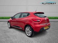 Used Renault Clio IV Dynamique 90 HP (66 kW) 2016 Red Hatchback