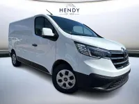 New Renault Trafic 2026 Glacier white MPV