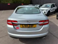 Usado Jaguar XF SE 2011 Prateado Sedan