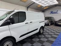 Used Ford Transit Custom 105 HP (77 kW) 2019 White Van