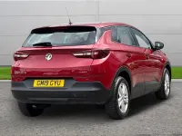 Used Vauxhall Grandland X S 128 HP (94 kW) 2019 Red SUV