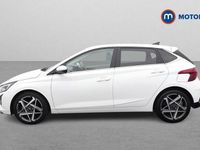 Used Hyundai i20 Premium 101 HP (74 kW) 2025 White Hatchback