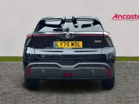 Ny MG MG4 EV Comfort 319 kW (435 HK) 2026 Svart Halvkombi