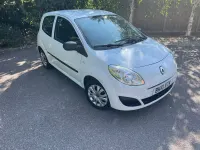 Used Renault Twingo 60 HP (44 kW) 2010 White Hatchback