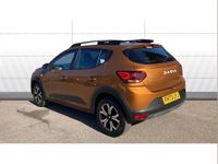 Used Dacia Sandero Journey 90 HP (66 kW) 2024 Orange SUV