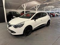 Used Renault Clio IV Dynamique 90 HP (66 kW) 2016 White Hatchback