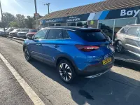 Used Vauxhall Grandland X SRi 130 HP (95 kW) 2020 Blue SUV