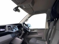 Second-hand VW Transporter Highline 2022 Argintiu Van