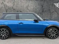 Used Mini Cooper Hatch 113 kW (154 HP) 2026 Blue Hatchback