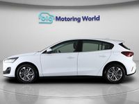 Used Ford Focus Titanium 125 HP (91 kW) 2023 White Hatchback