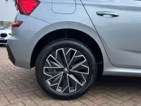 New Skoda Kamiq Design Edition 95 HP (69 kW) 2026 Smokey silver metallic black magic pearl effect SUV