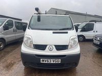 Used Renault Trafic 115 HP (84 kW) 2013 White MPV