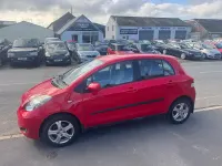 Used Toyota Yaris 90 HP (66 kW) 2010 Red Hatchback