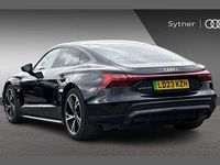 Second-hand Audi e-tron GT quattro Comfort 384 kW (523 CP) 2023 Negru Berlinǎ