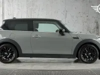 Used Mini Cooper Classic 134 HP (98 kW) 2022 Grey Hatchback