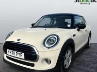 Used Mini Cooper Classic 136 HP (100 kW) 2021 White Hatchback