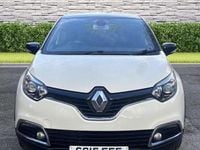 Used Renault Captur Dynamique 90 HP (66 kW) 2015 Cream and black SUV