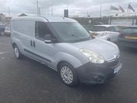 Używany Vauxhall Combo 2013 Srebrny Minivan
