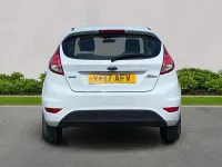 Used Ford Fiesta Zetec 100 HP (73 kW) 2017 White Hatchback
