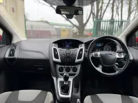 Used Ford Focus Zetec 115 HP (84 kW) 2012 Red Hatchback