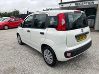 Used Fiat Panda Pop 69 HP (50 kW) 2016 White Hatchback